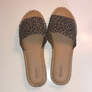 Old Navy Sandals